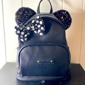 Disney Minnie Mouse back pack !!